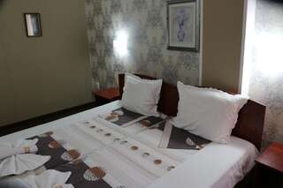 Отель Shipka IT Hotel Шипка Двухместный номер с 1 кроватью или 2 отдельными кроватями-11